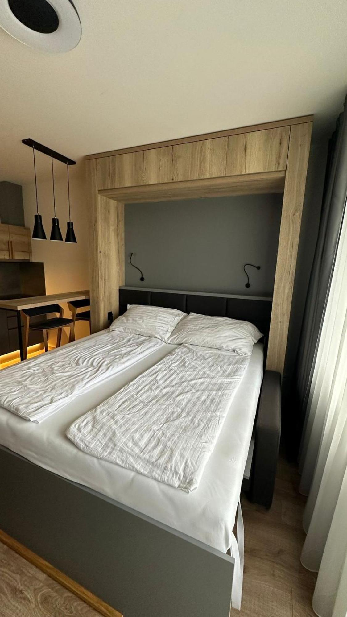 Ah Radnica V Apartment โกชิเซ ภายนอก รูปภาพ